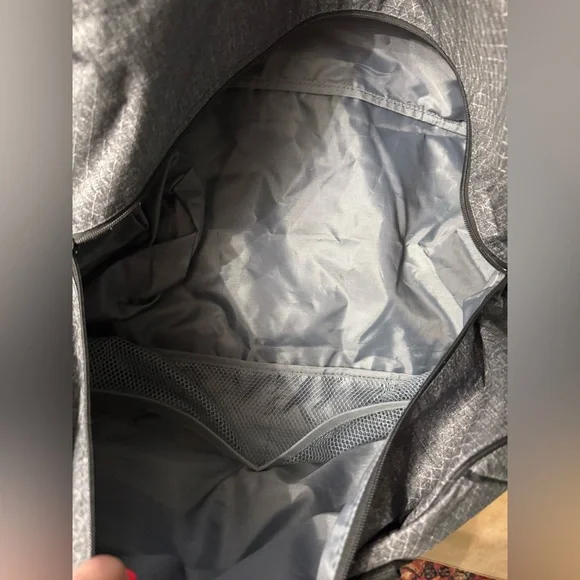 Thirty-One All Packed Duffle In Charcoal - Picture 8 of 10